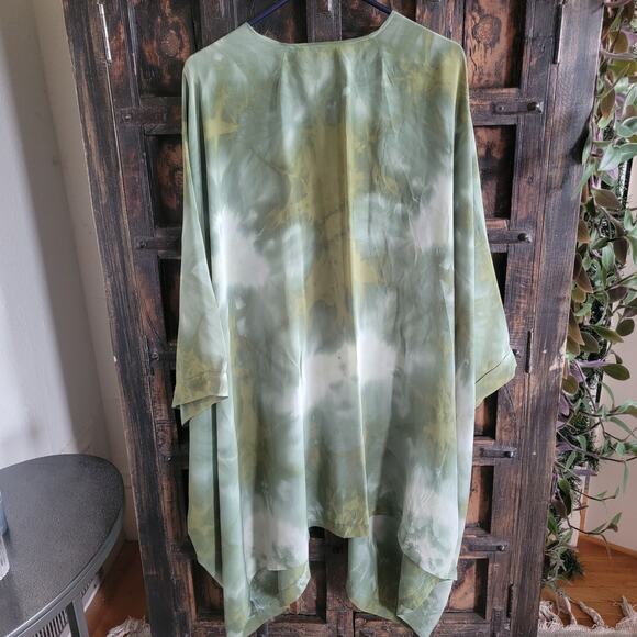 Upstate NY Silk Hand Dyed Ruana/Poncho One Size - Picture 2 of 9